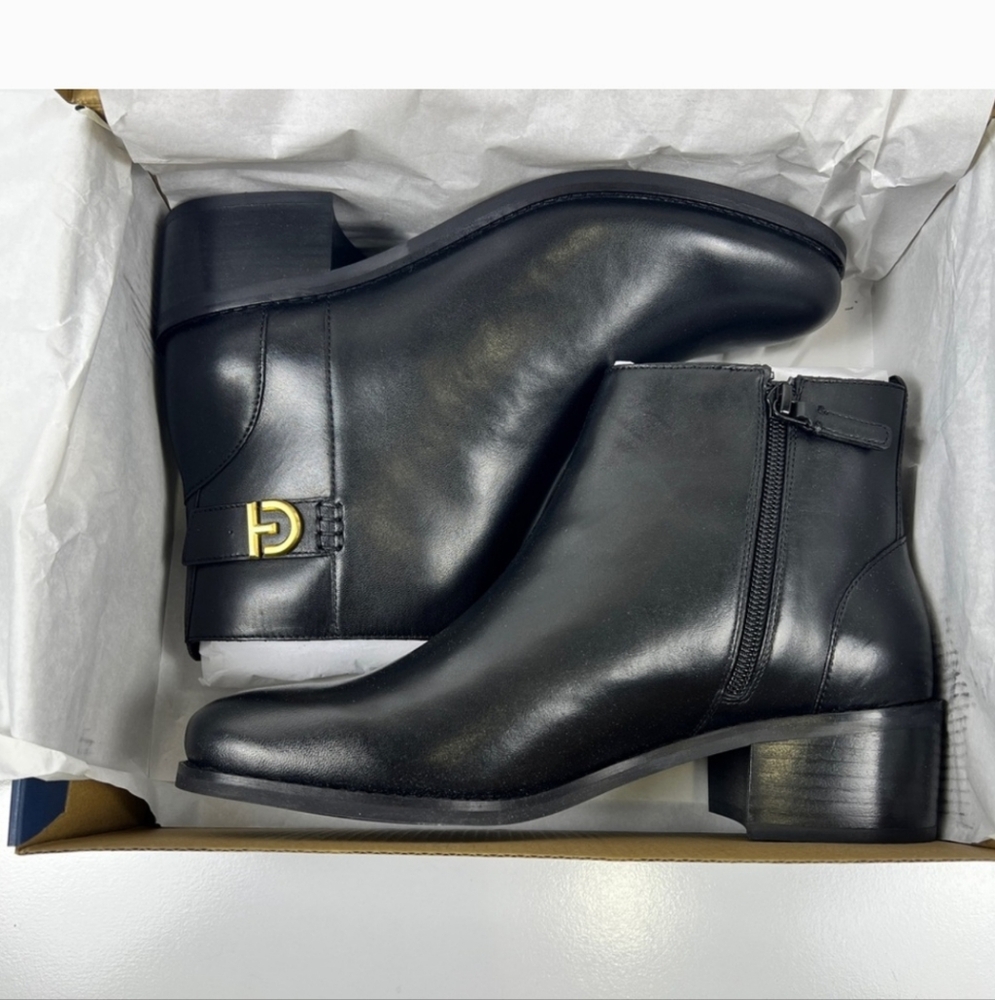 Cole Haan Womens Holis Black Leather Gold Logo Side Buckle Heeled Ankle Boot 9.5 - Picture 11 of 16